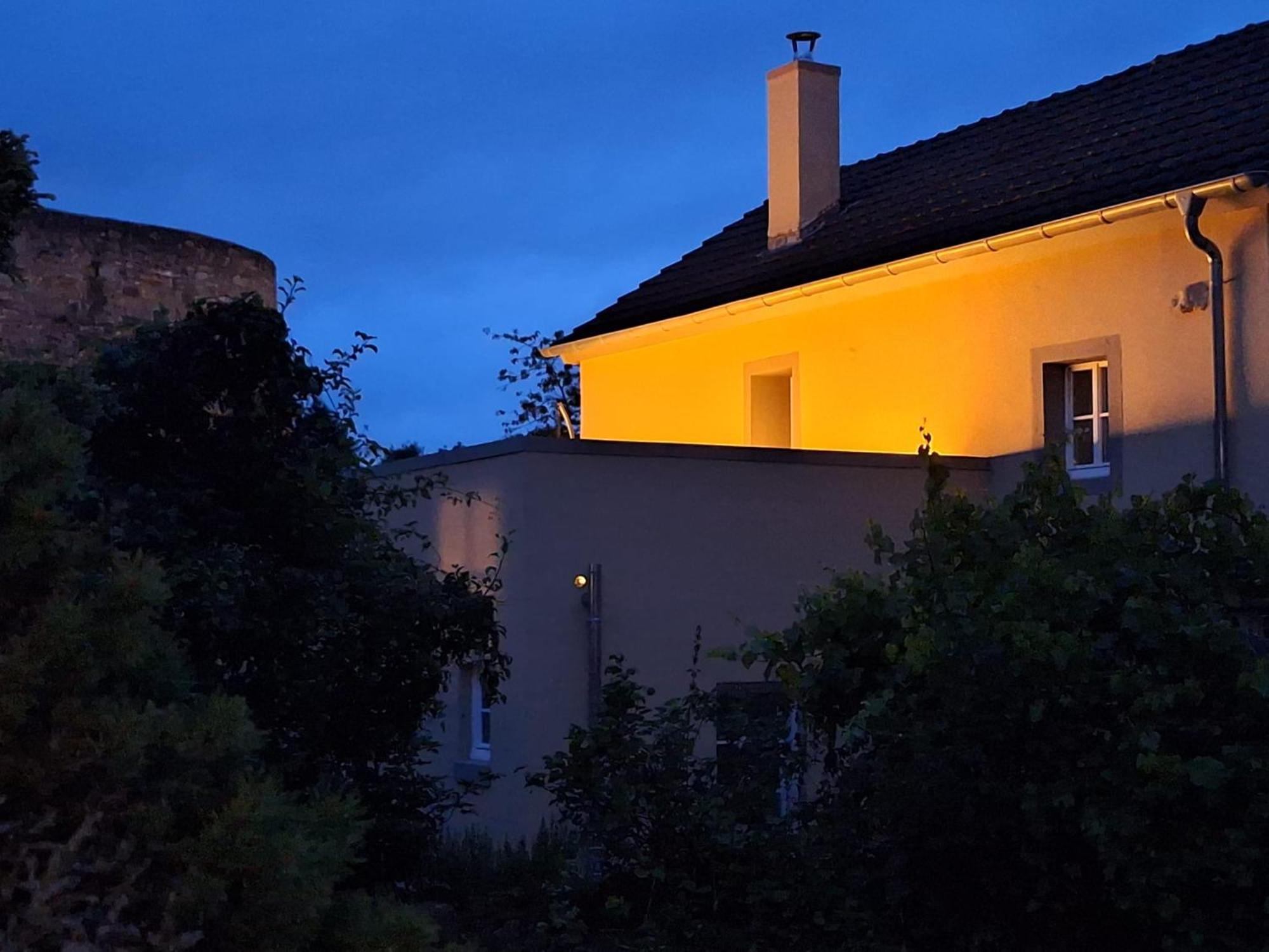 Denkmalgeschuetztes Ferienhaus In Der Suedeifel - Ferienhaus Hazen Bettingen エクステリア 写真